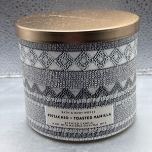 Bath & Body Works Pistachio + Toasted Vanilla 3 Wick Candle